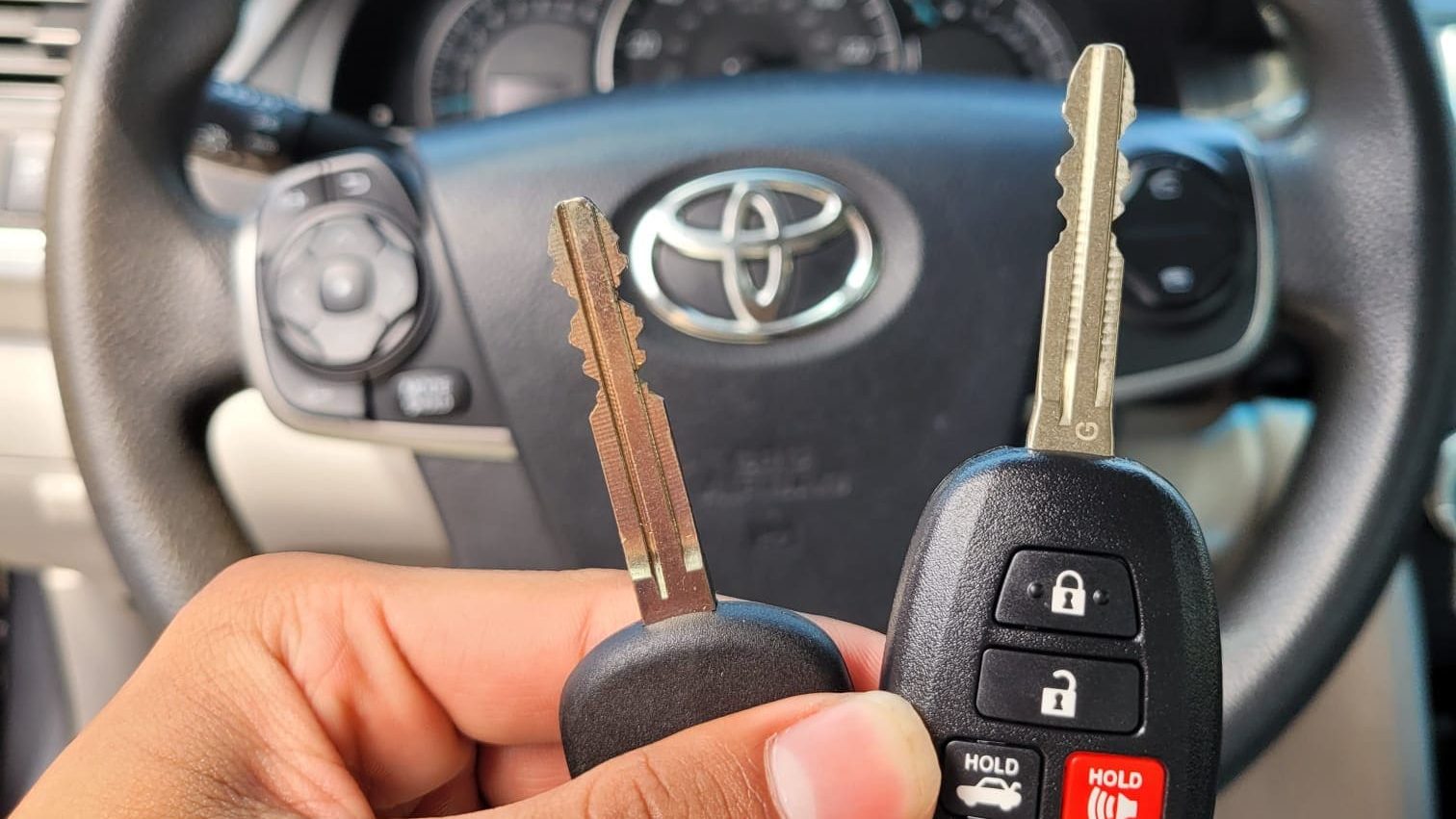 Schlüssel für Auto mit Funkfernbedienung bei Mr Key entdecken