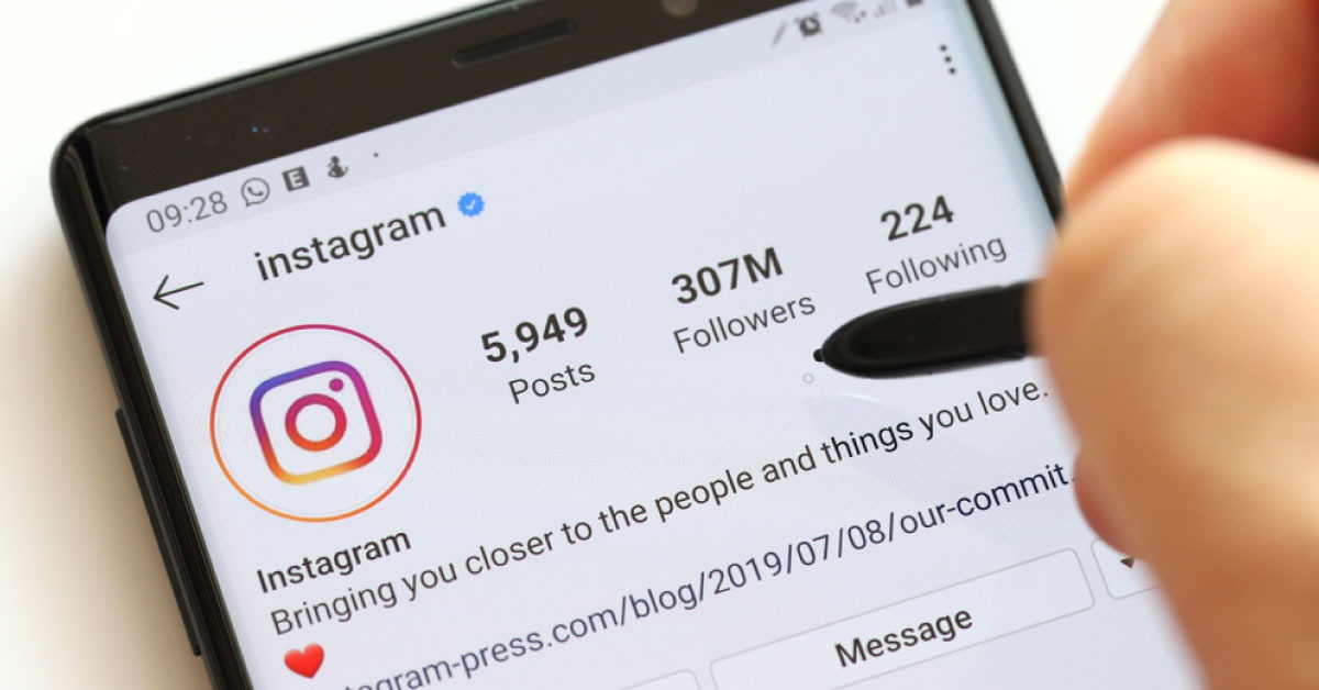 So kannst du Instagram Likes kaufen und deine Posts hervorheben – mit AboLöwe