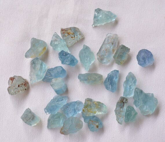 Aquamarin: Ein Edelstein des Friedens und der Ruhe