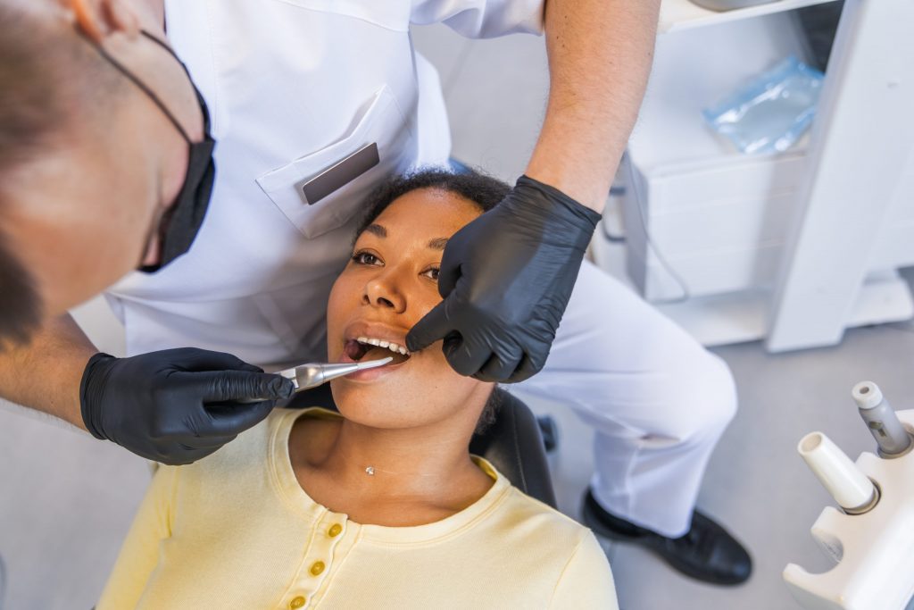 Zahnarzt Zürich: Ihr Schlüssel zu optimaler Zahngesundheit bei Smile Again